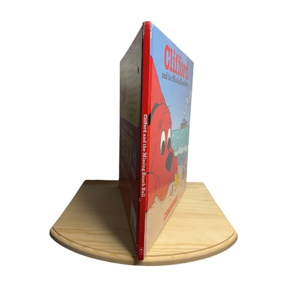 Clifford Plush Toy & Clifford And The Missing Beach Ball Scholastic Kohls Cares - Picture 9 of 10